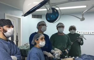Imagem da notícia - Cirurgiões recebem treinamento na FCecon sobre técnicas de cirurgias minimamente invasivas
